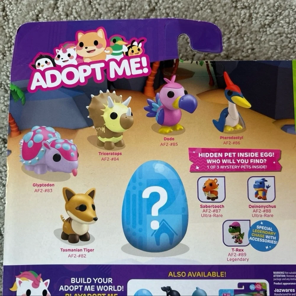 AdoptMe Fossil Isle Mini Figure 6-Pack Exclusive Playset with Mystery Pet NEW